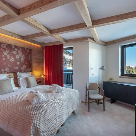 Nouveau Ski-in/ski-out A Avec Balcon Et Parking - Fr-1-564-102 *