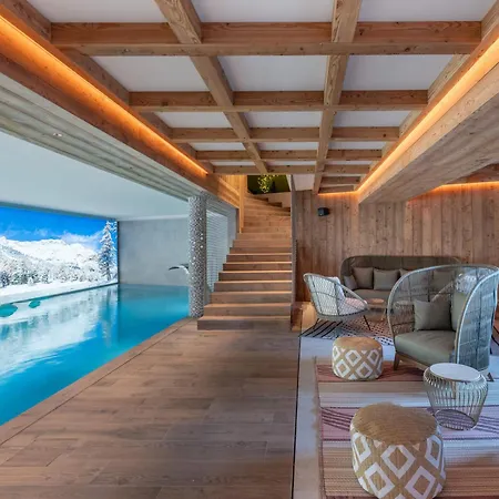 Nouveau Ski-in/ski-out à Avec Balcon Et Parking - Fr-1-564-102 *