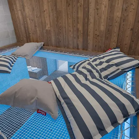Apartamento Nouveau Ski-in/ski-out à Avec Balcon Et Parking - Fr-1-564-102