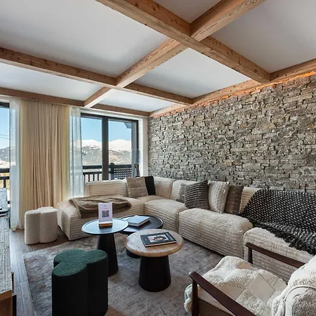 Nouveau Ski-in/ski-out à Avec Balcon Et Parking - Fr-1-564-102 Courchevel